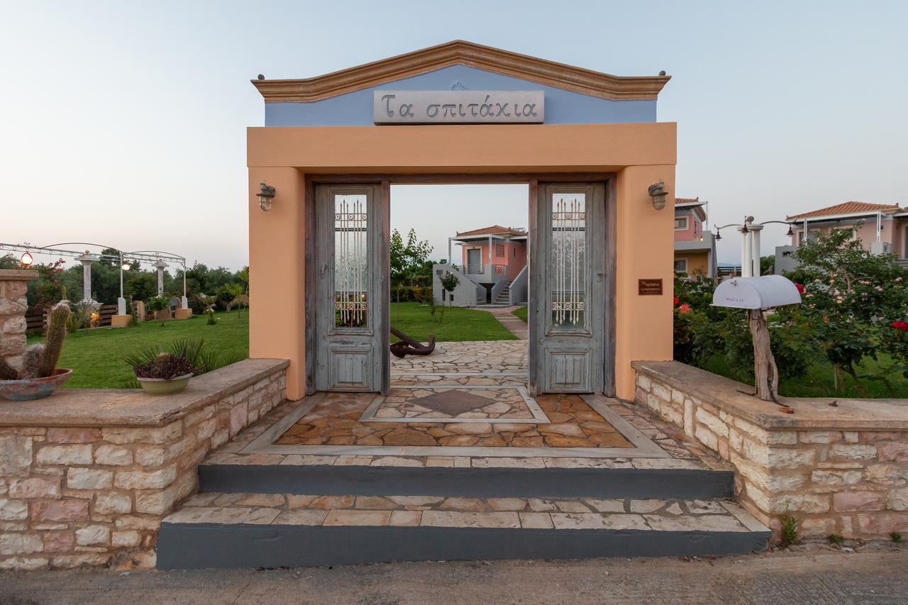 Ta Spitakia Tsarbopoulos Kyparissia Exterior foto